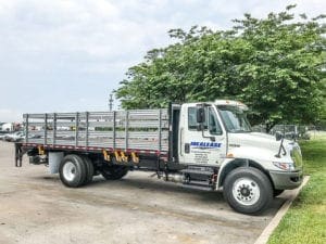 International 4300 20FT Stakebed